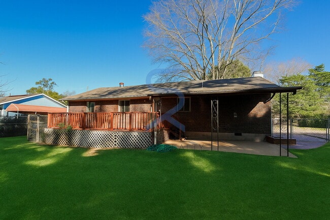 Building Photo - 8427 Attleboro Dr