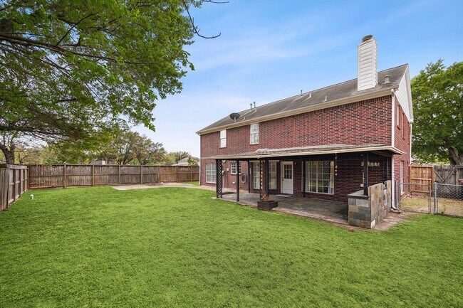 Building Photo - 9806 Gold Cup Way