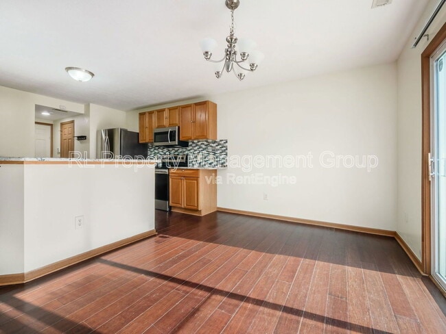Building Photo - 3152 Thorndyke St