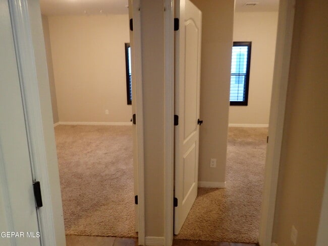 Building Photo - 14661 Ginger Kerrick