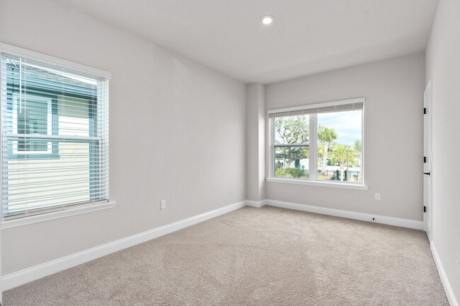 Building Photo - 6504 Barnstorm Wy