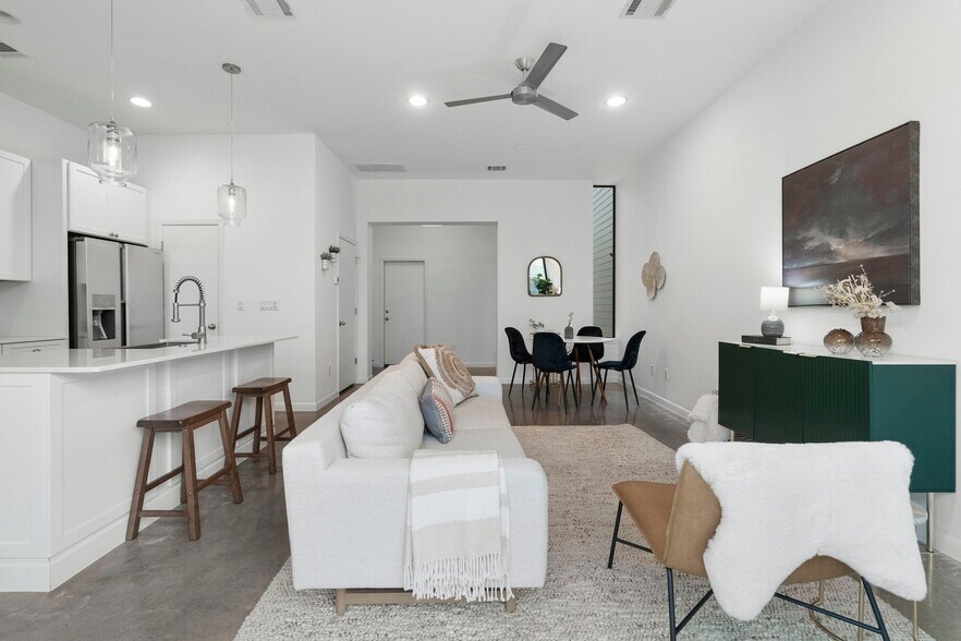 Building Photo - 312 Ashley Dawn Ln