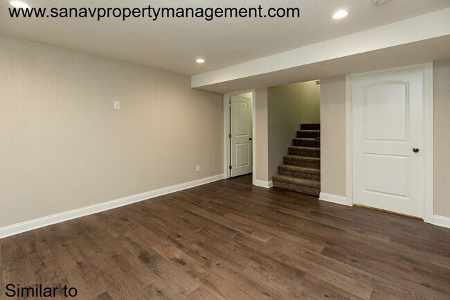 Building Photo - Perfect Single Family Home in Norwalk