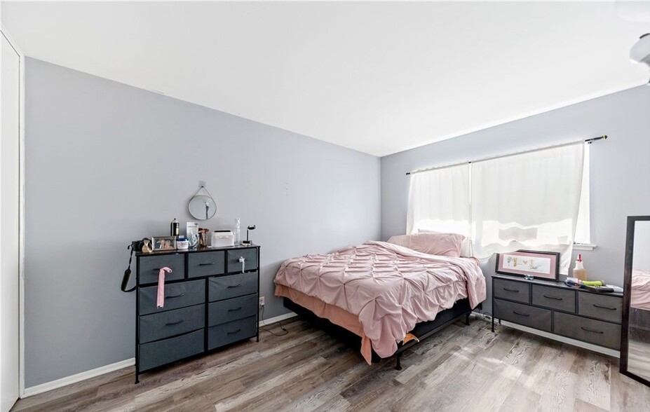 Building Photo - 4045 Via Encinas