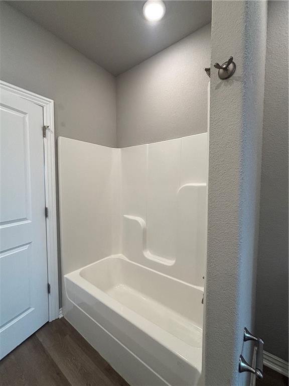 Building Photo - 321 Grove Ln