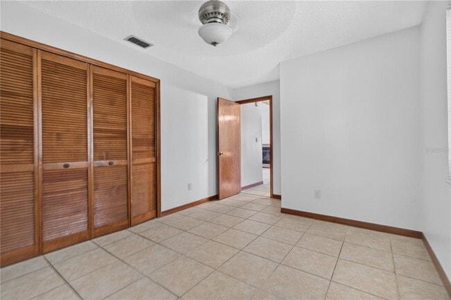 Building Photo - 4059 Waterview Loop
