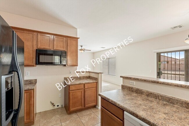 Building Photo - 8277 W Zlacket Dr