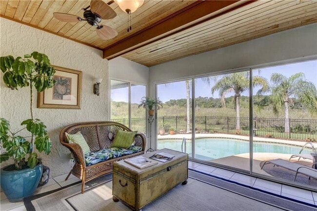 Building Photo - 9030 Bullrush Ct