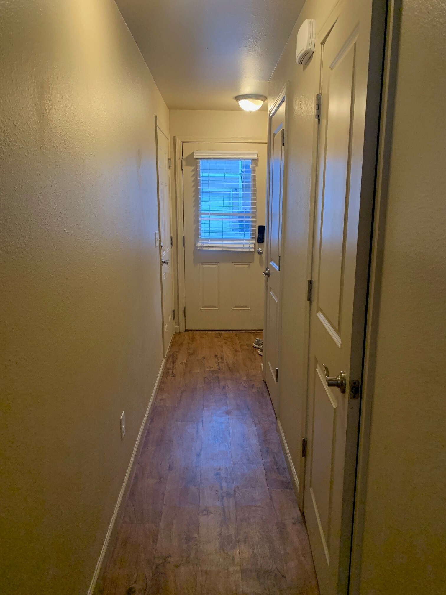 Building Photo - 3025 17th Ave W