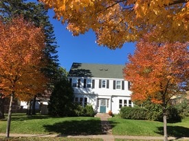 Building Photo - 2417 E 3rd St