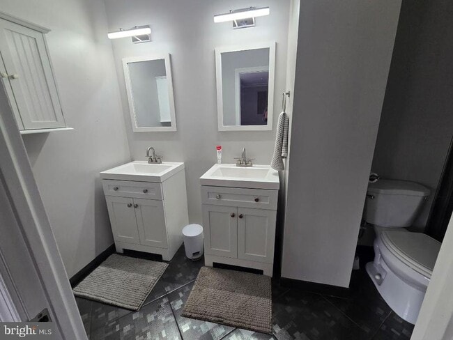 Building Photo - 1804 Worthington Dr