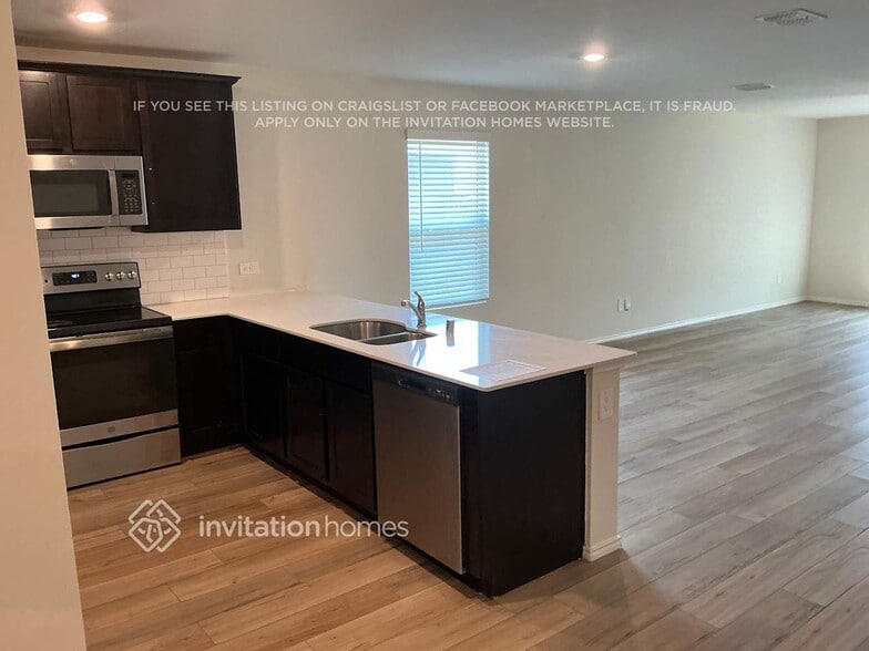 Building Photo - 10538 Sewell Cir