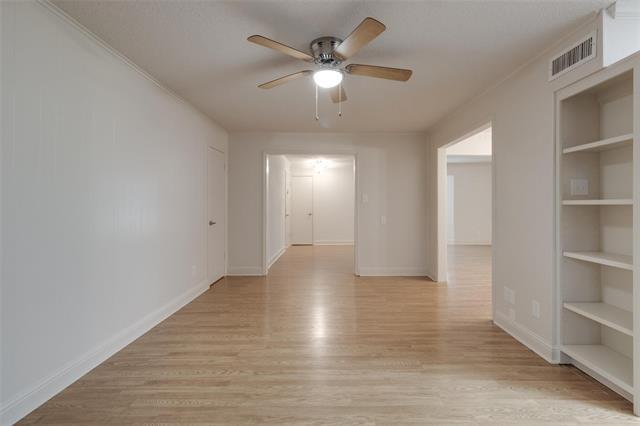 Building Photo - 4705 Skillman St