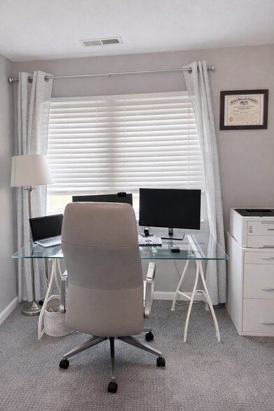 Building Photo - 209 Park Ave