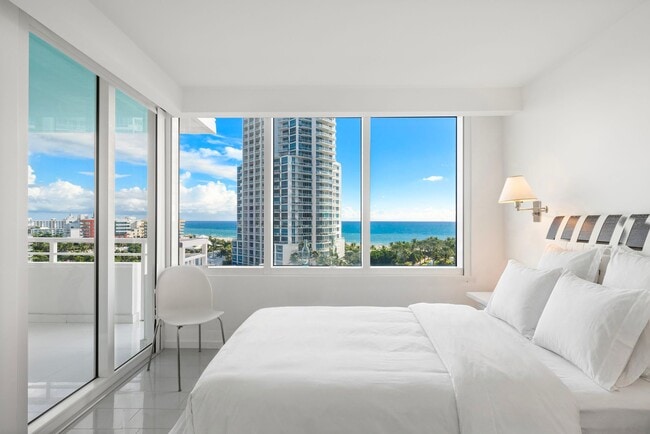 Building Photo - 400 South Pointe Dr