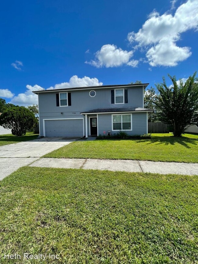 3 br, 2 bath House - 7769 Allspice East Ci... - 7769 Allspice Cir E ...