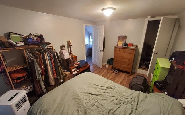 Building Photo - 54 Terrill St
