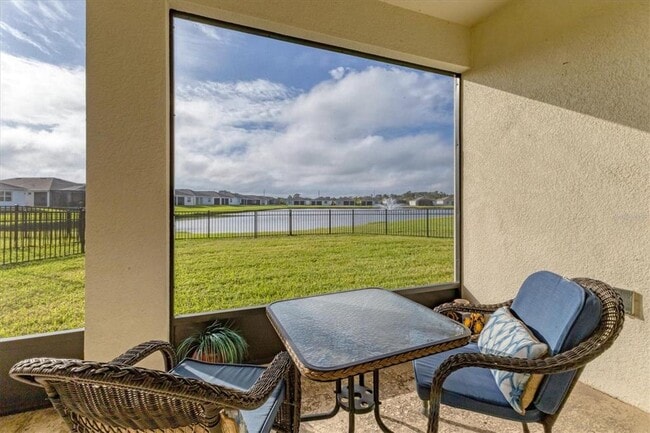 Building Photo - 5733 Silver Palm Blvd