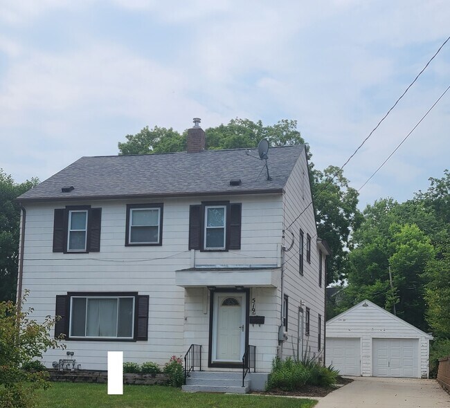 Primary Photo - 519 5th Ave SW