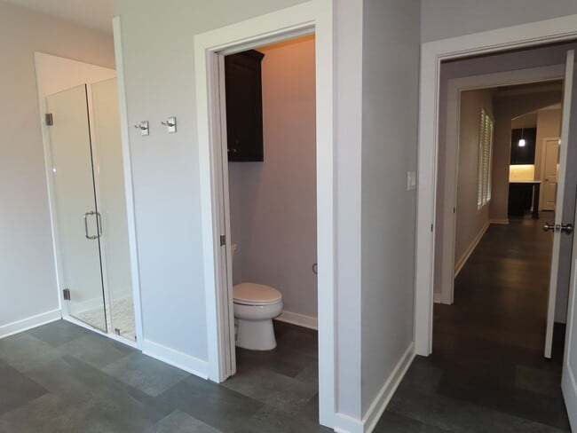 Building Photo - Beautiful 3 Bedroom, 2 Bath Home in South ...