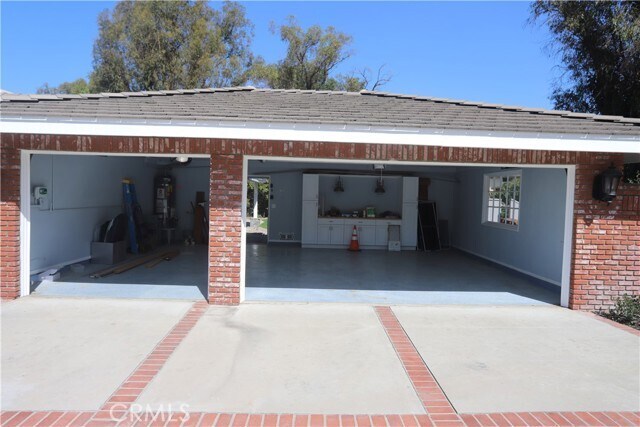 Building Photo - 460 S Bridge View Dr