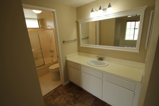 Building Photo - Centrally Located Condo at The Lakes of Carmel Valley!