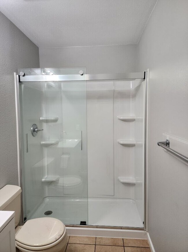 Building Photo - Long Realty & Property Management - Fully ...