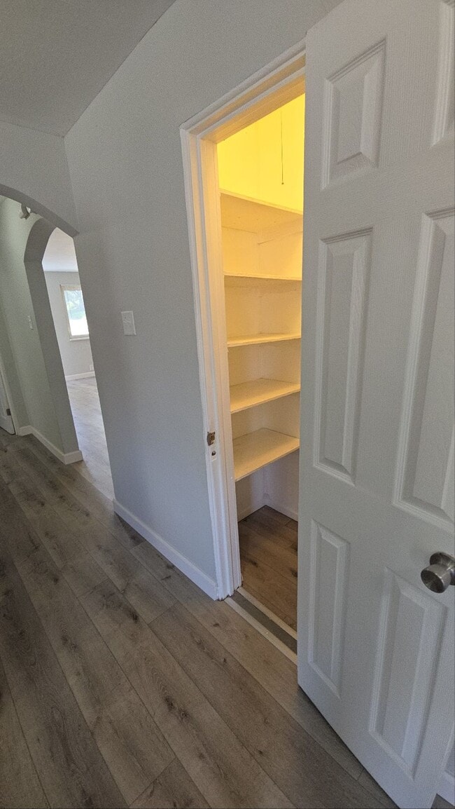 Building Photo - 1813 Spencer Ave