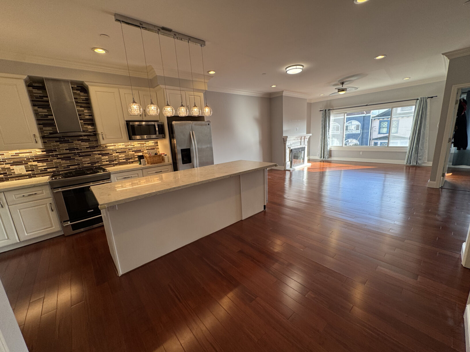 Building Photo - 1334 Anza St