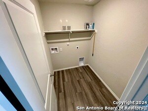 Building Photo - 4219 Volcano Way