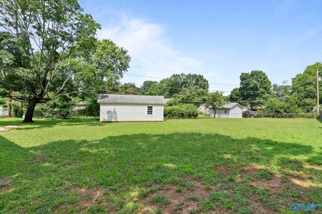 Building Photo - 2305 Andrew Jackson Way NE