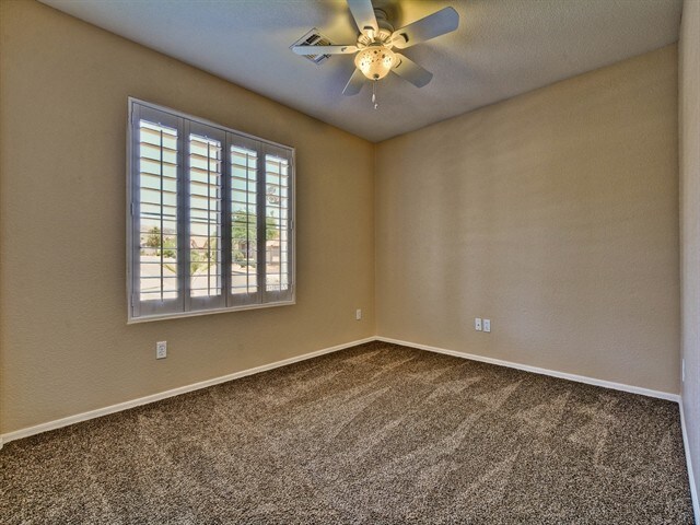 Building Photo - 1751 W Amberwood Dr