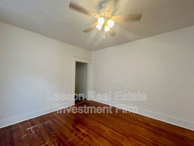 Building Photo - 536 Wilkinson St