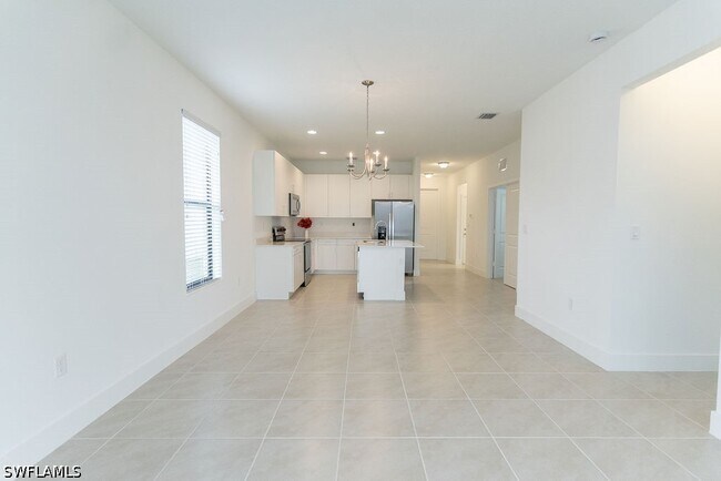 Building Photo - 5554 Cassidy Ln