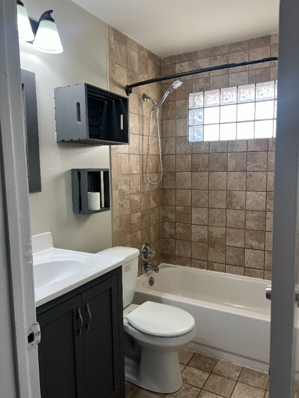 Building Photo - 1312 Hawkins St