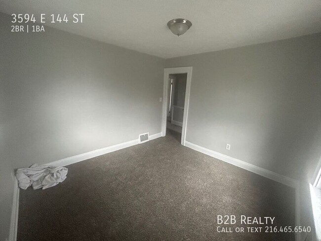 Building Photo - 3594 E 144th St