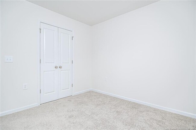Building Photo - 5851 Panther Dr