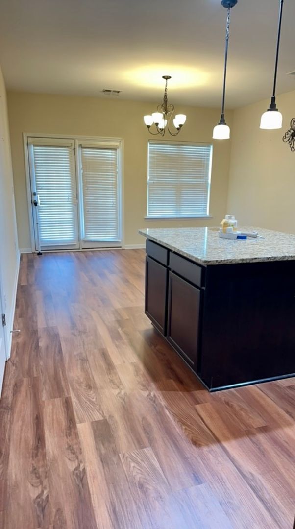 Building Photo - Experience the perfect blend of comfort & modern living in this beautiful home located in Northea...