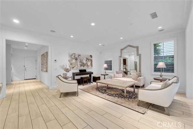 Building Photo - 56 Farmhand