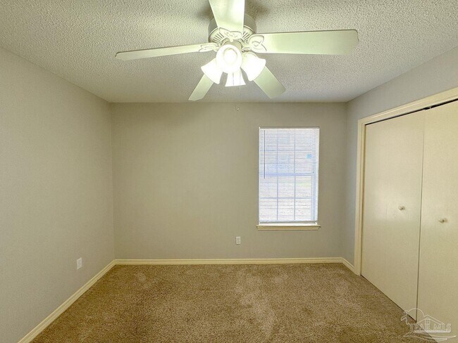 Building Photo - 5105 Westport Dr