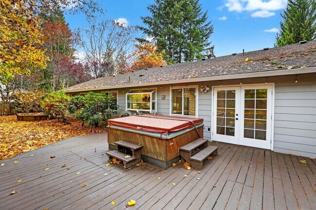 Building Photo - 13525 SW Roan Ct