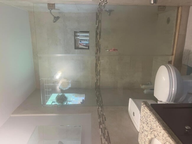 Building Photo - 1322 Pines Ln