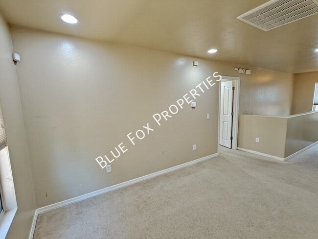 Building Photo - 5874 N Dartwhite Dr