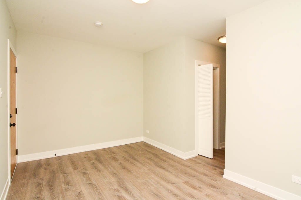 Building Photo - 436 W Belden