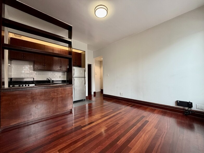 Building Photo - 24-26 West 125 St