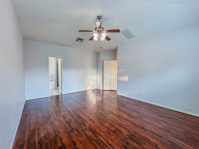 Building Photo - 6023 Indian Creek