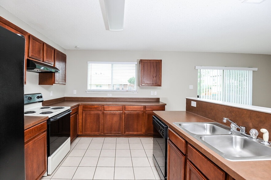 Building Photo - 1603 Withers Way