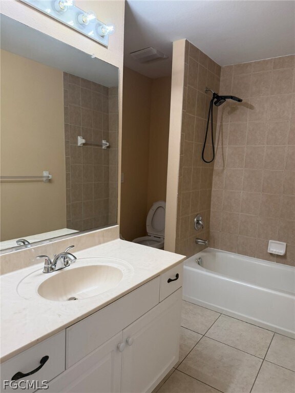 Building Photo - 2553 NW 21st Ave