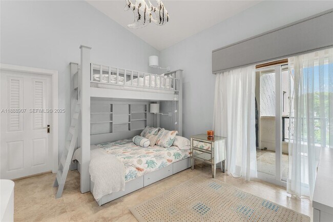 Building Photo - 2331 Fisher Island Dr