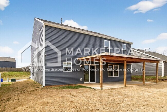 Building Photo - 1067 Evan Ct